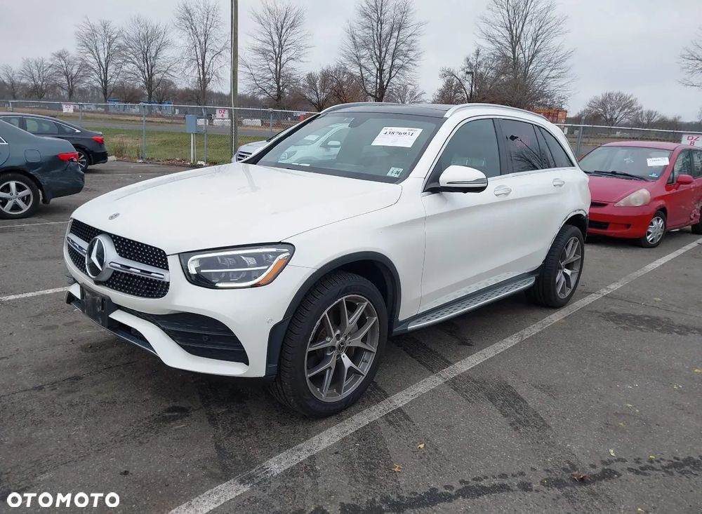 Mercedes-Benz GLC - 3