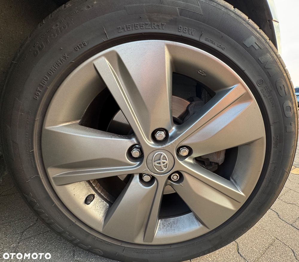 Toyota Avensis 1.8 Prestige MS - 16