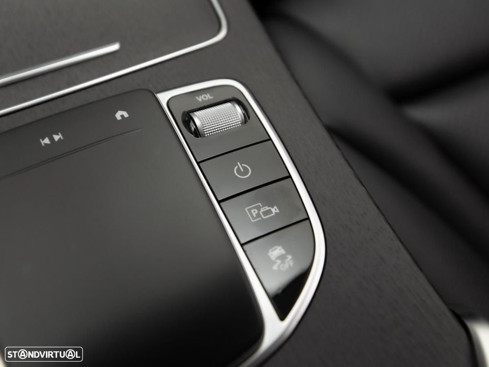 Mercedes-Benz GLC 300 de 4Matic 9G-TRONIC - 24
