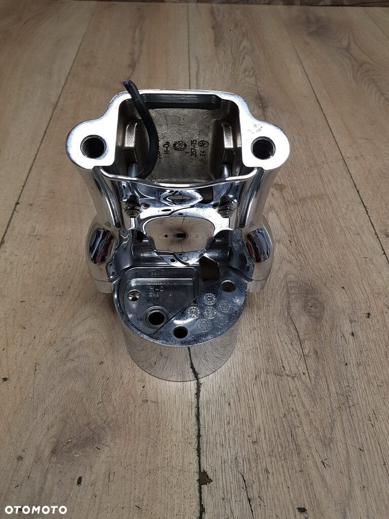 Risery mocowanie kierownicy kubek licznika Harley Davidson Sportster - 10