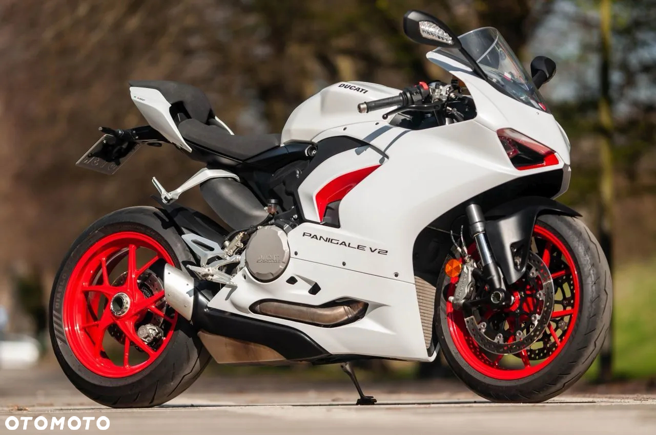 Ducati Panigale V2 - 2