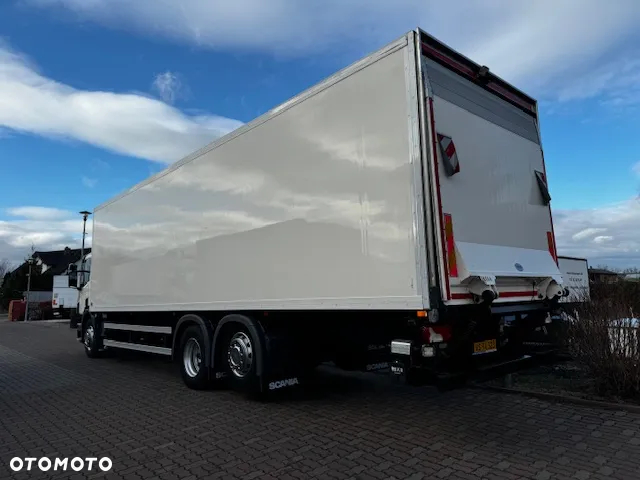 Scania P 320 6x2 Chłodnia 24pal Euro6 Super Stan - 2