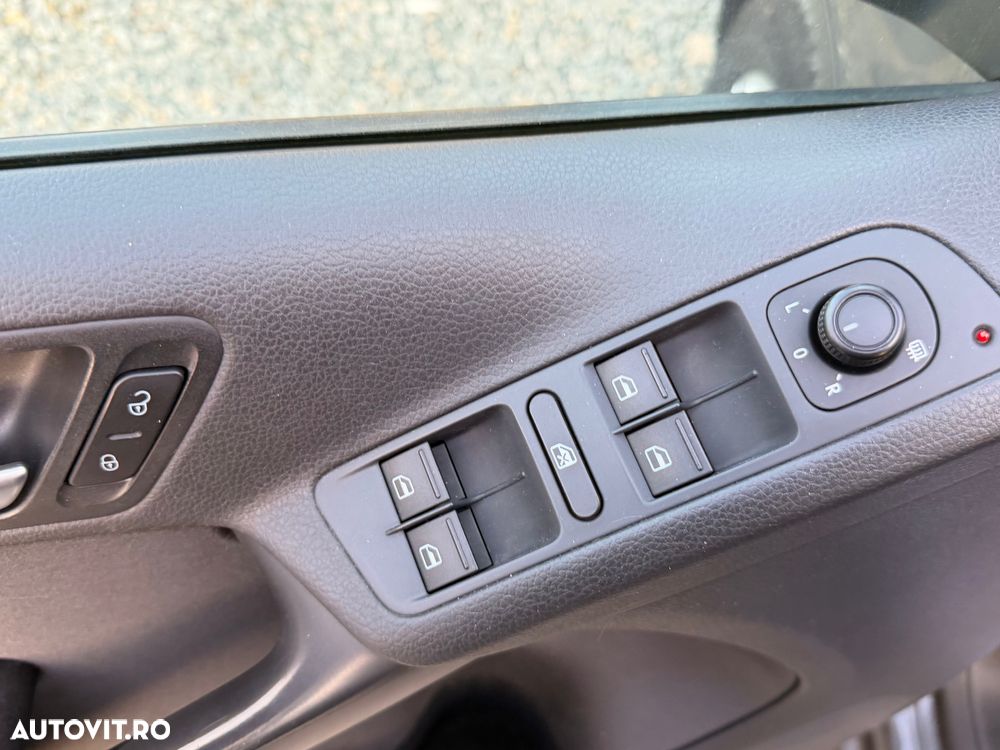 Volkswagen Tiguan 2.0 TDI SCR BlueMotion Technology Sport & Style - 20