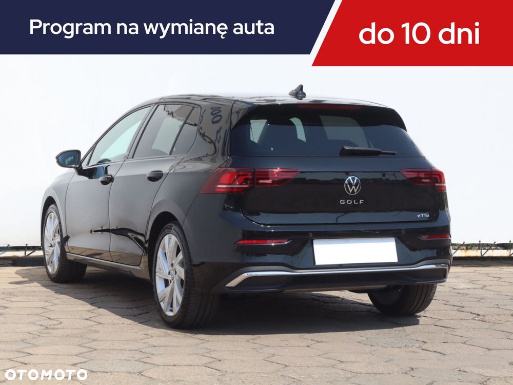 Volkswagen Golf - 6