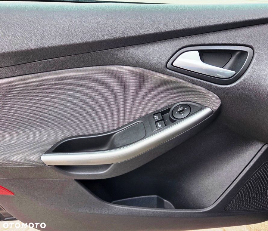 Ford Focus 1.6 TDCi Gold X - 24