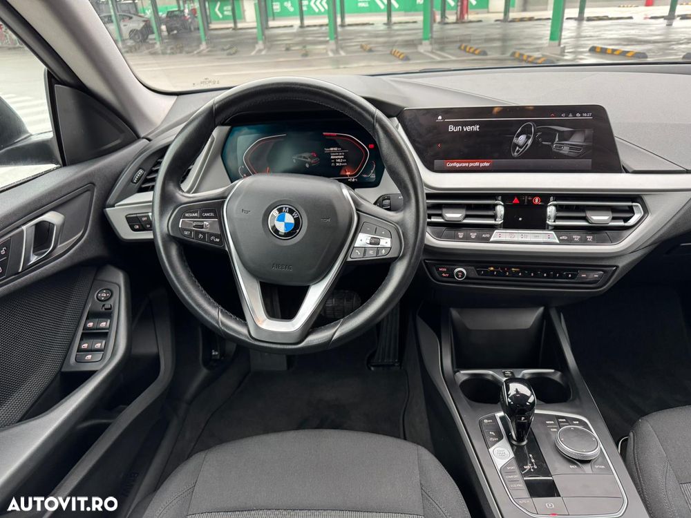 BMW Seria 2 218i Aut. Advantage - 9