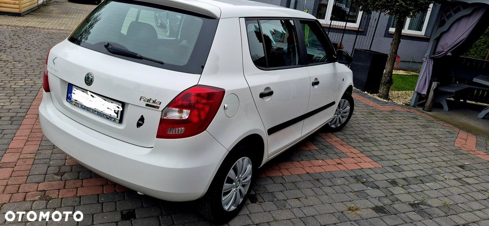 Skoda Fabia - 4