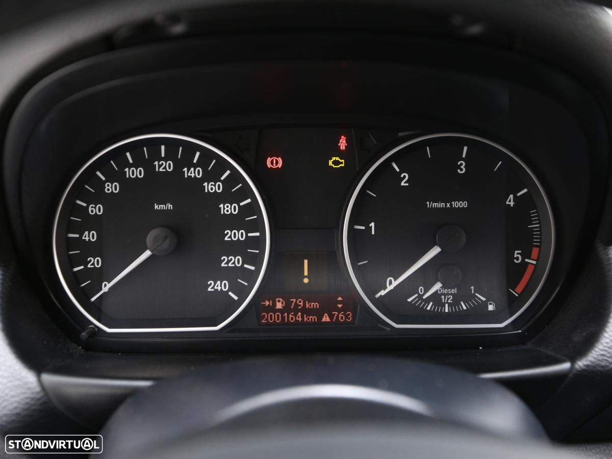 BMW 118 d - 15