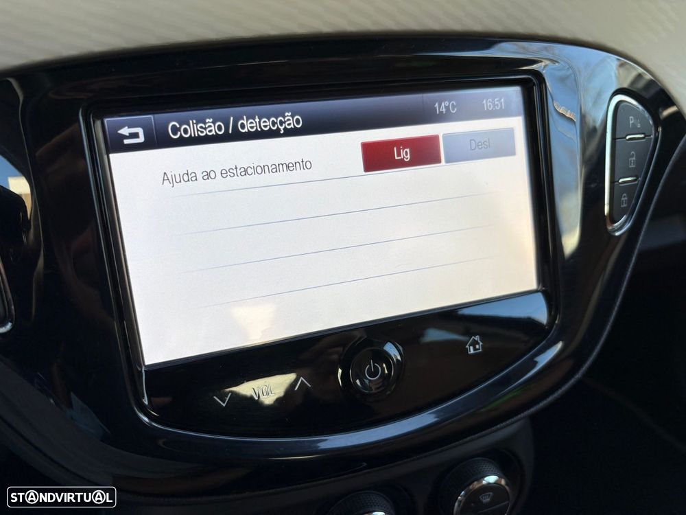 Opel Adam 1.0 T Rocks - 28