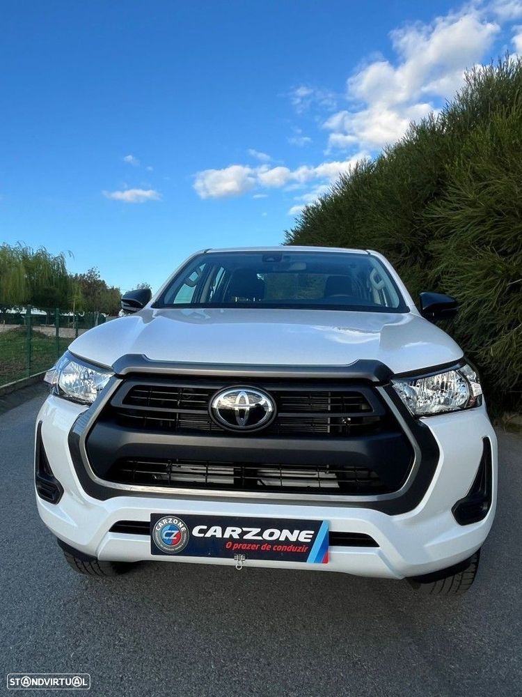 Toyota Hilux 2.4 D-4D 4WD CD CH Aut. - 7