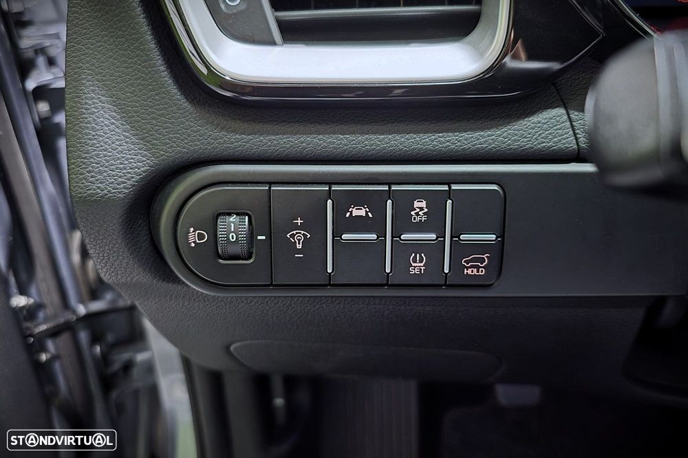 Kia XCeed 1.0 T-GDI Tech+SRF - 23