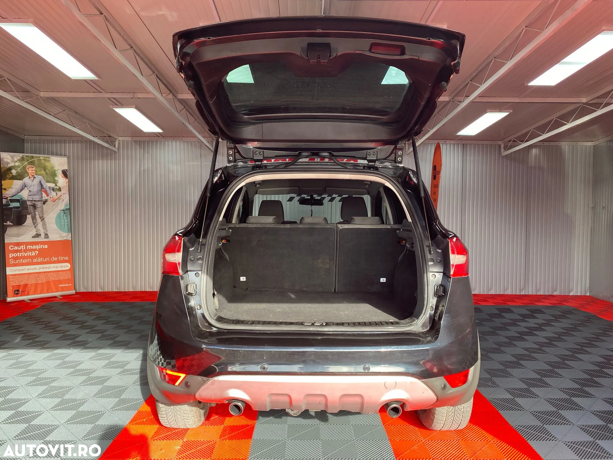 Ford Kuga - 18