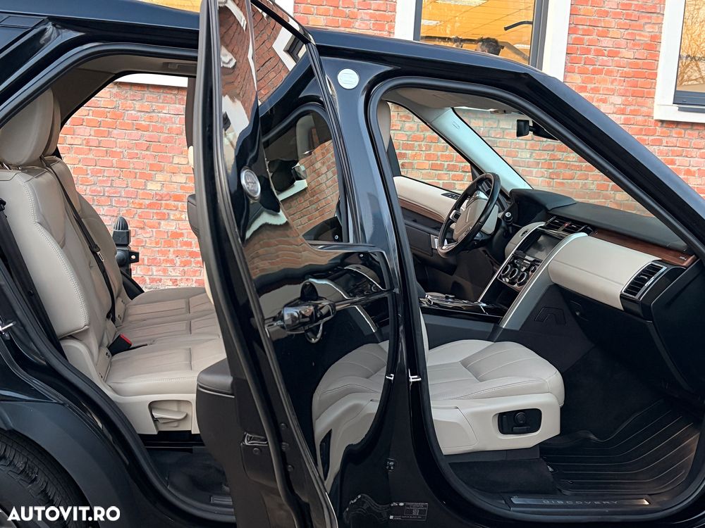 Land Rover Discovery 2.0 L SD4 HSE Luxury - 16