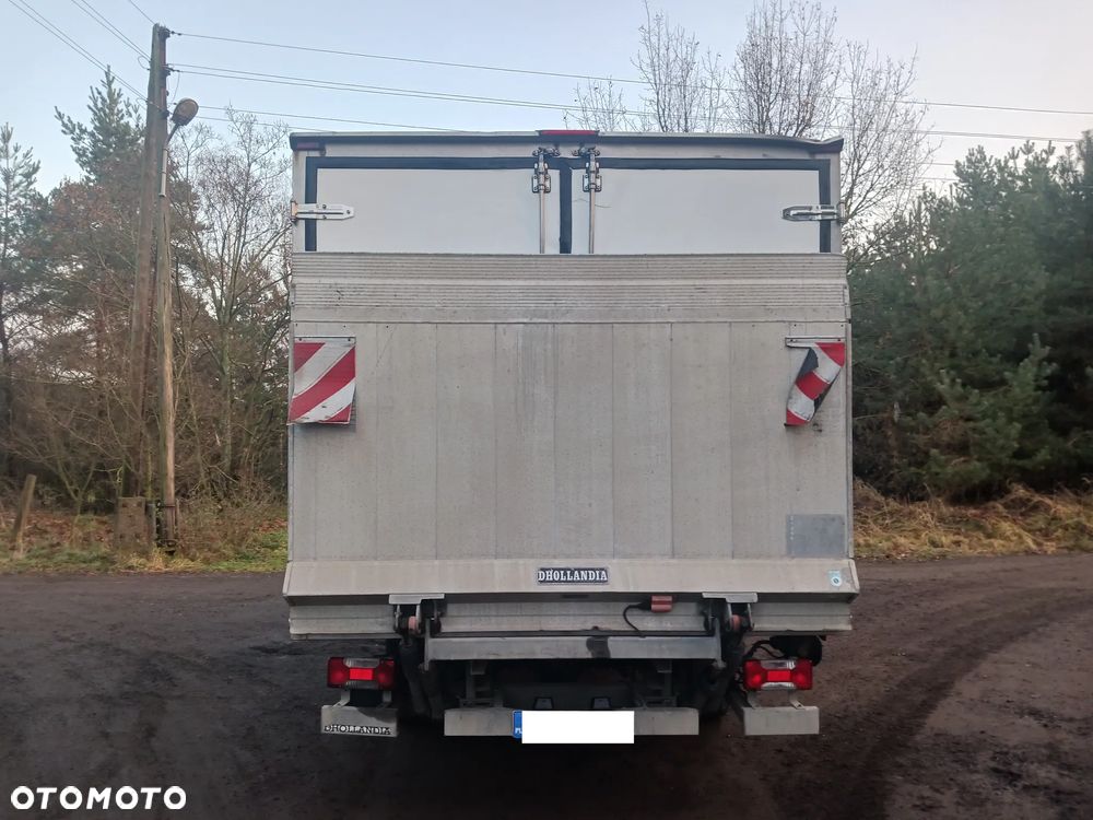 Iveco Daily 35C14 2.3 140 KM 2018r SALON Izoterma Chłodnia Mroźnia Agregat zasilanie zew. 250 tyś km - 16