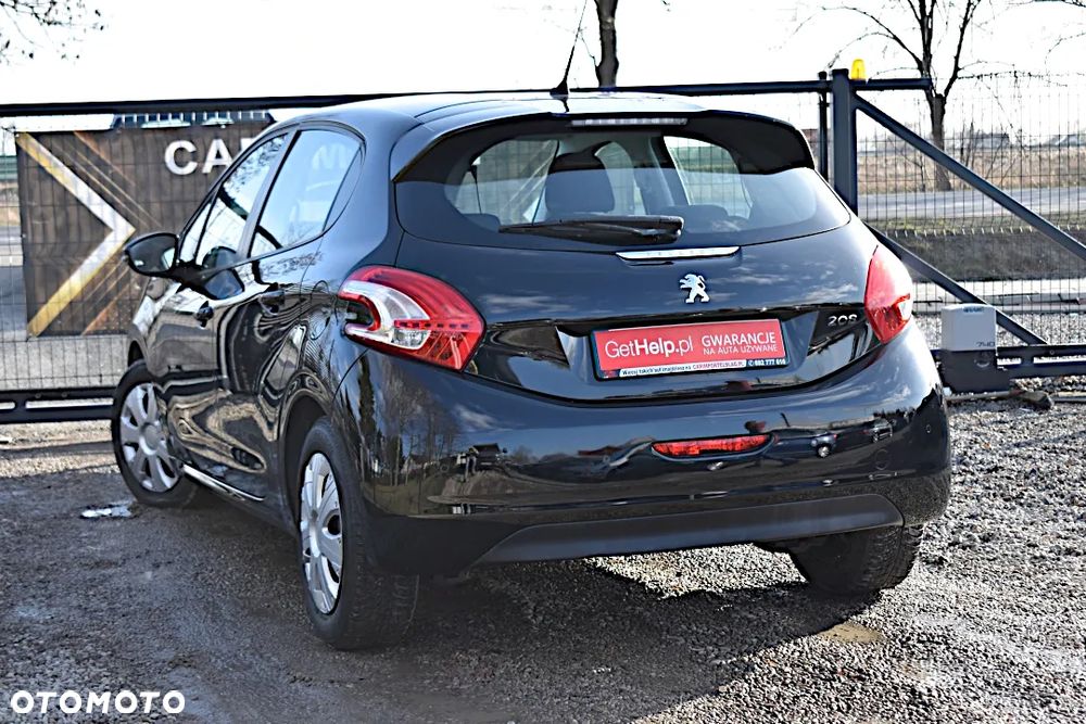 Peugeot 208 - 4