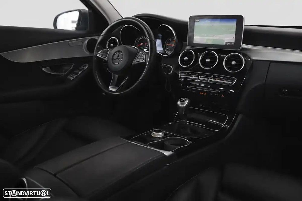 Mercedes-Benz C 200 - 5