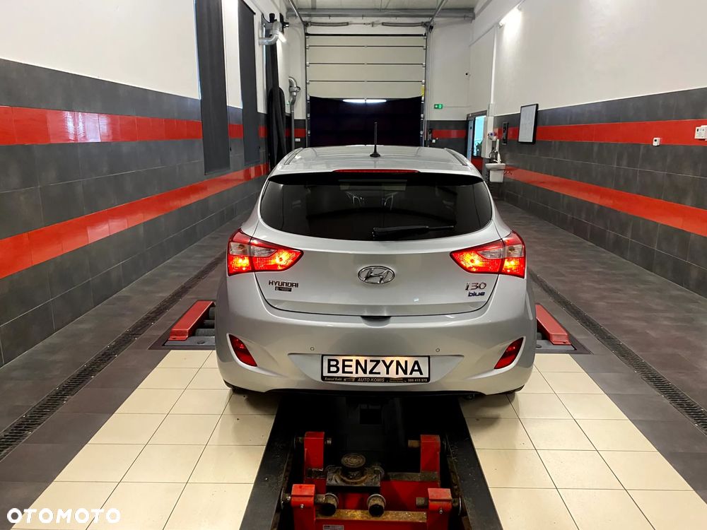 Hyundai i30 1.6 GDI Classic - 8