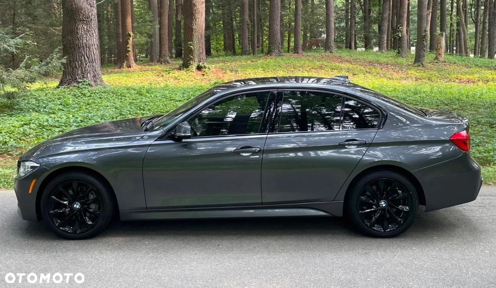 BMW Seria 3 330i xDrive Edition M Sport Shadow - 5