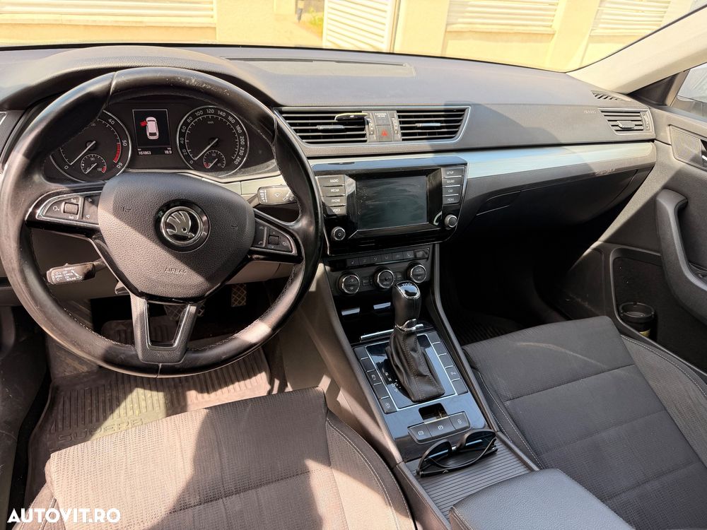 Skoda Superb 2.0 TDI DSG Ambition - 20