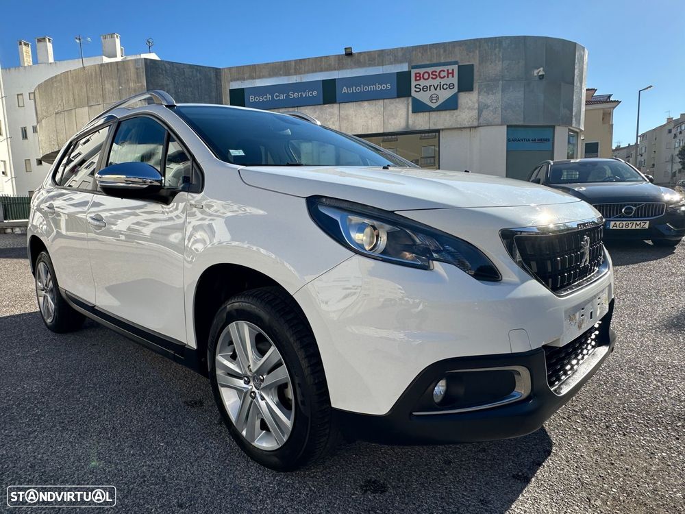 Peugeot 2008 1.2 PureTech Style - 1
