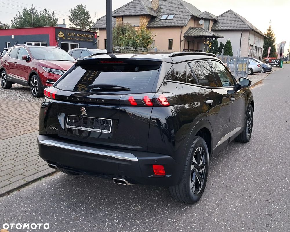Peugeot 2008 - 4