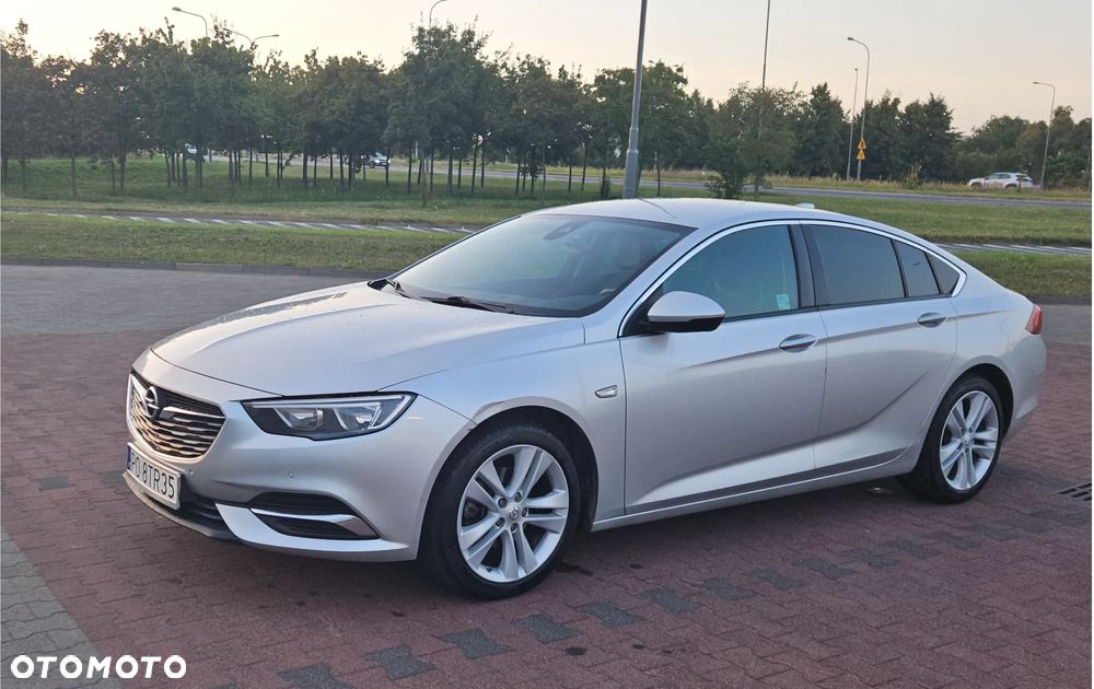 Opel Insignia 1.5 T Innovation S&S - 2