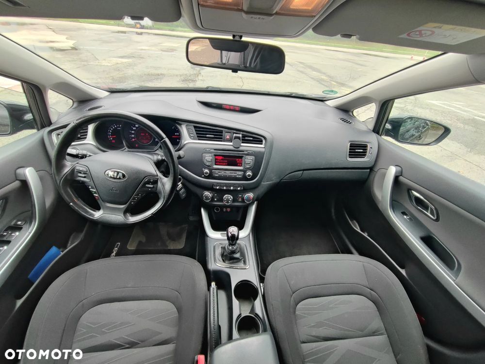 Kia Ceed - 18