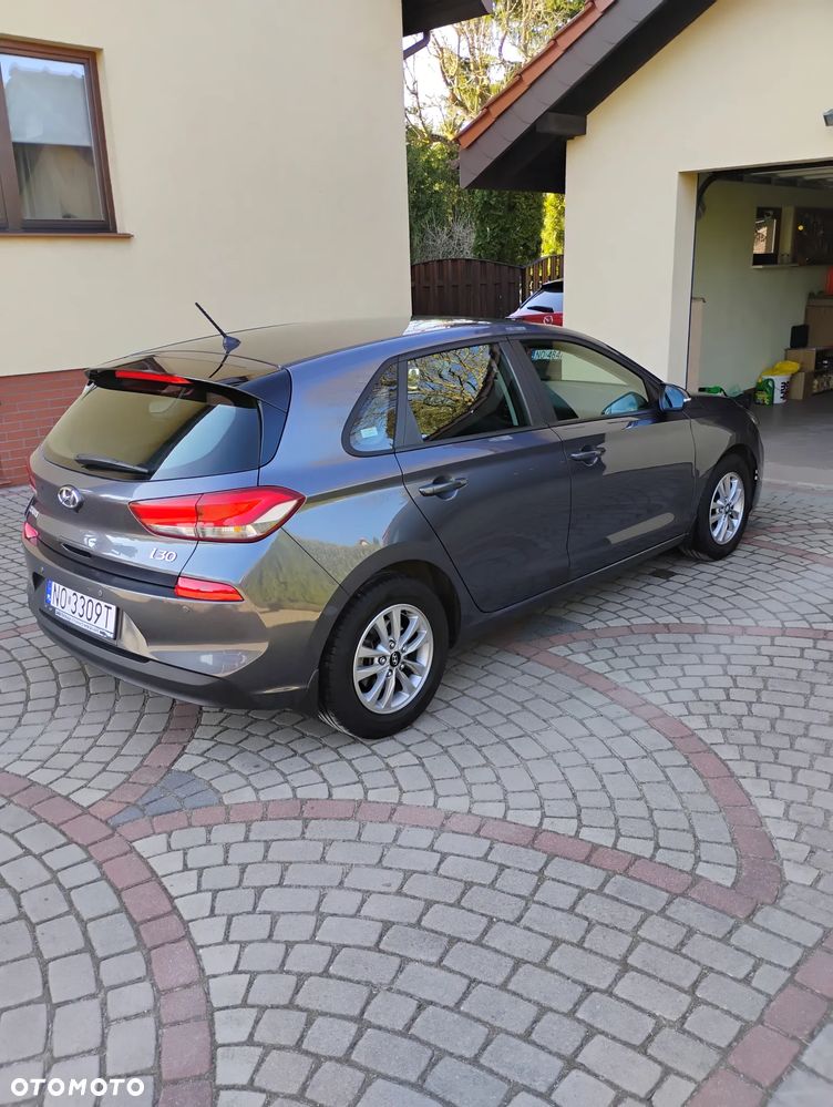 Hyundai i30 1.4 Classic + - 4