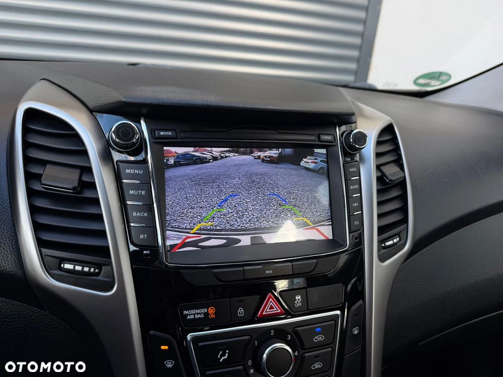 Hyundai i30 i30cw 1.4 Classic - 29