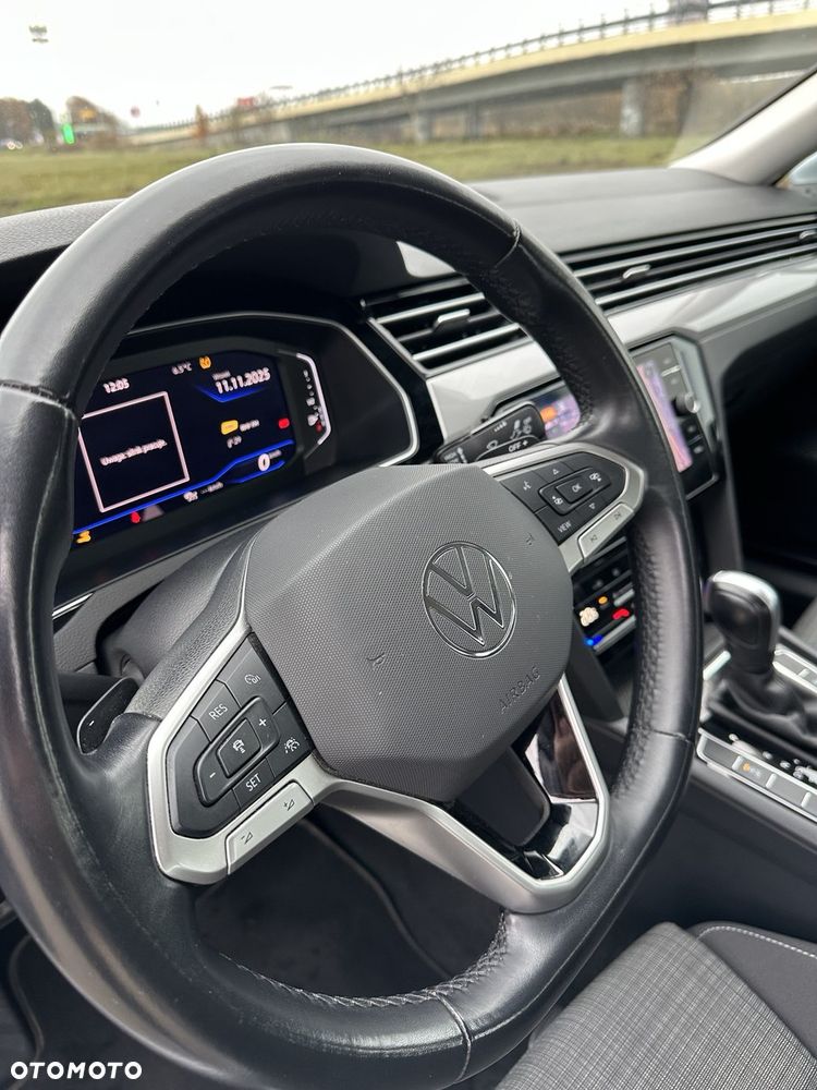 Volkswagen Passat 2.0 TSI Business DSG - 19