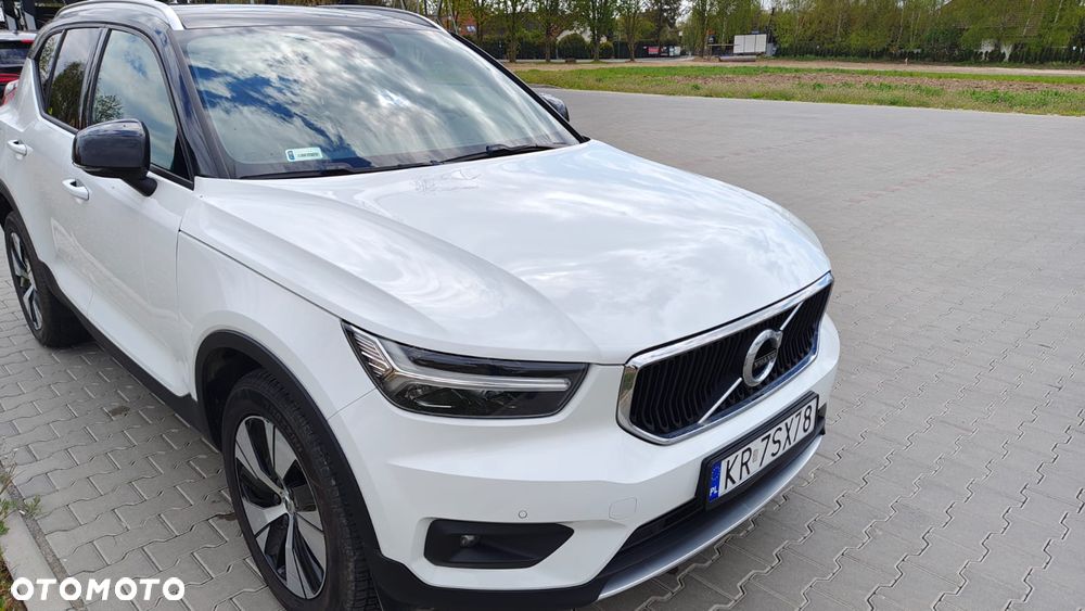 Volvo XC 40 T3 Momentum Pro - 4