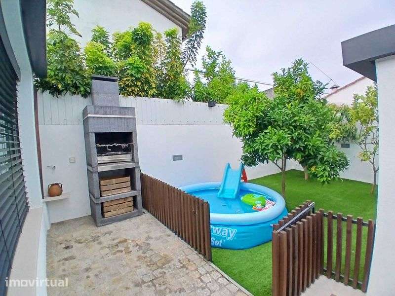 Moradia T3 com Jardim Privado no Coração de Coimbra – Celas - Grande imagem: 5/12
