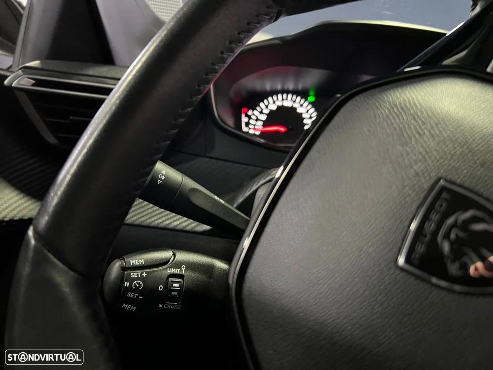 Peugeot 208 1.2 PureTech Active Pack - 15