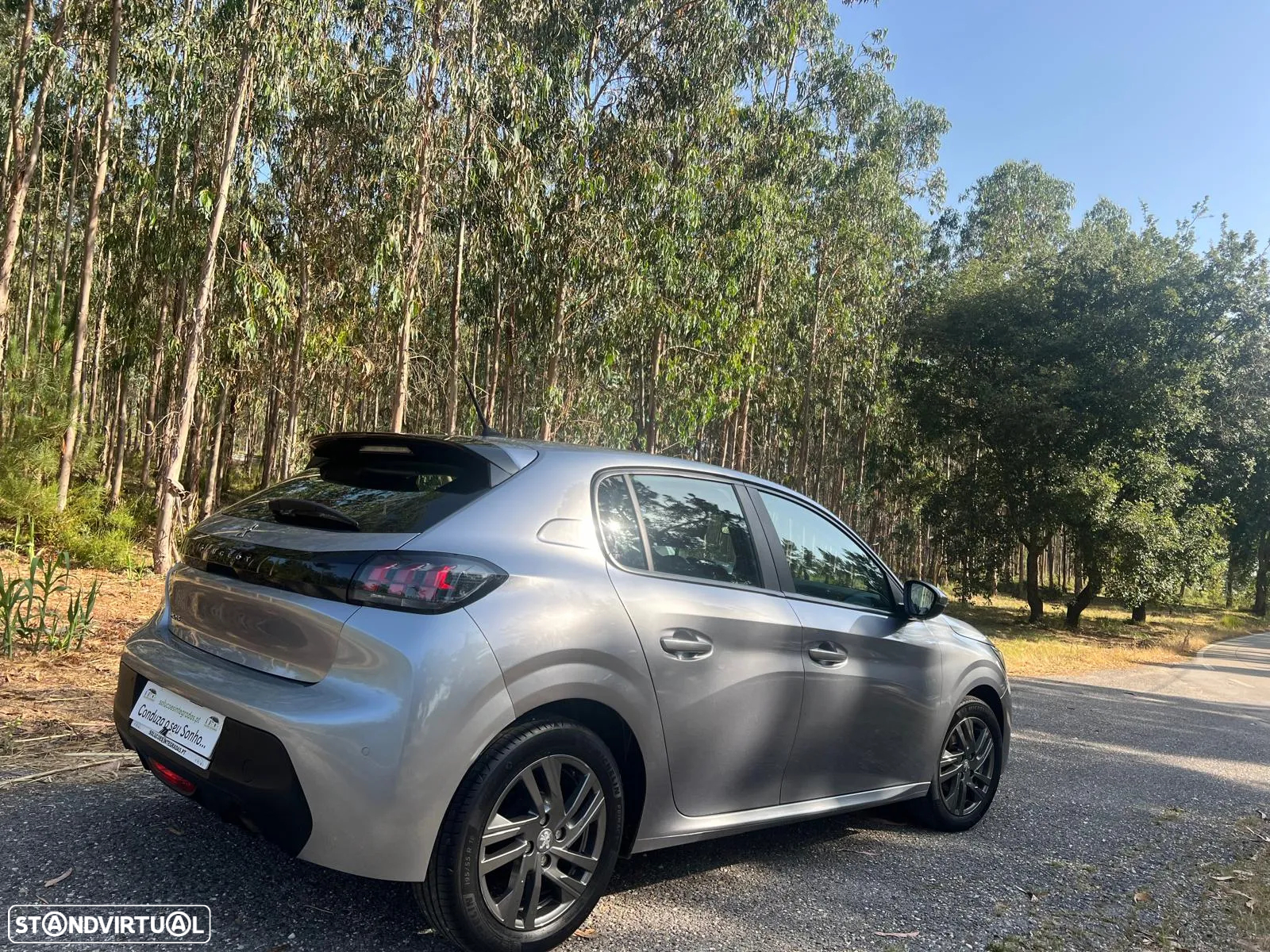 Peugeot 208 1.2 PureTech Active Pack - 29
