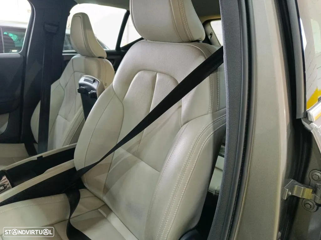 Volvo XC 40 1.5 T5 PHEV Inscription - 7