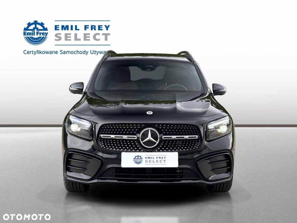 Mercedes-Benz GLB - 9