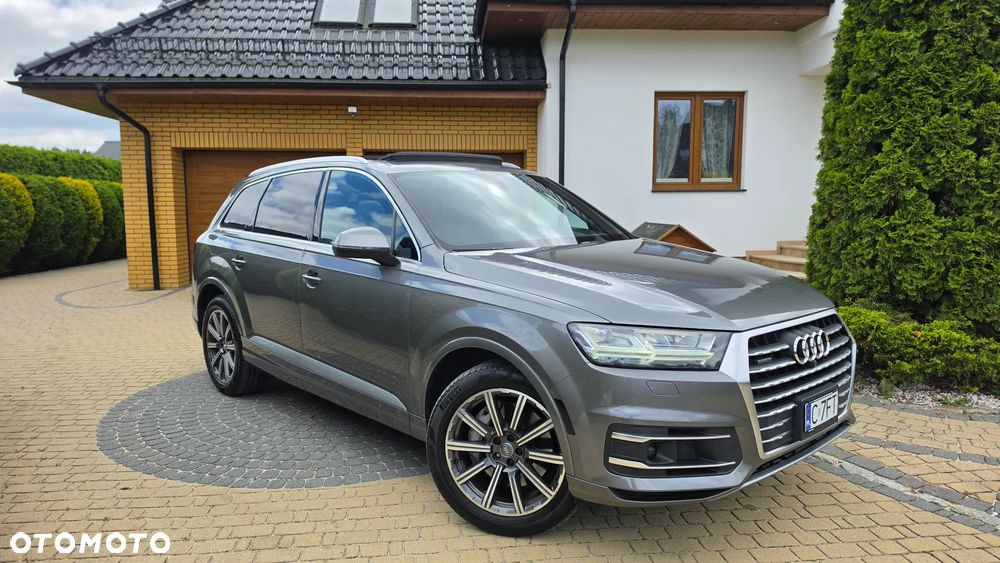 Audi Q7 - 12