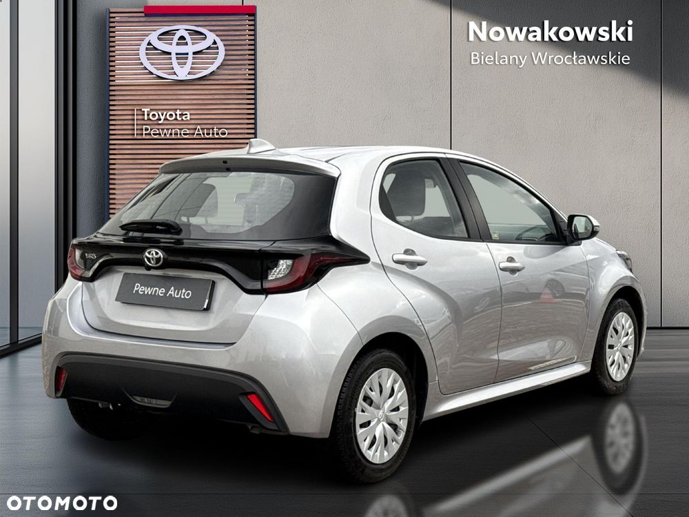 Toyota Yaris - 5