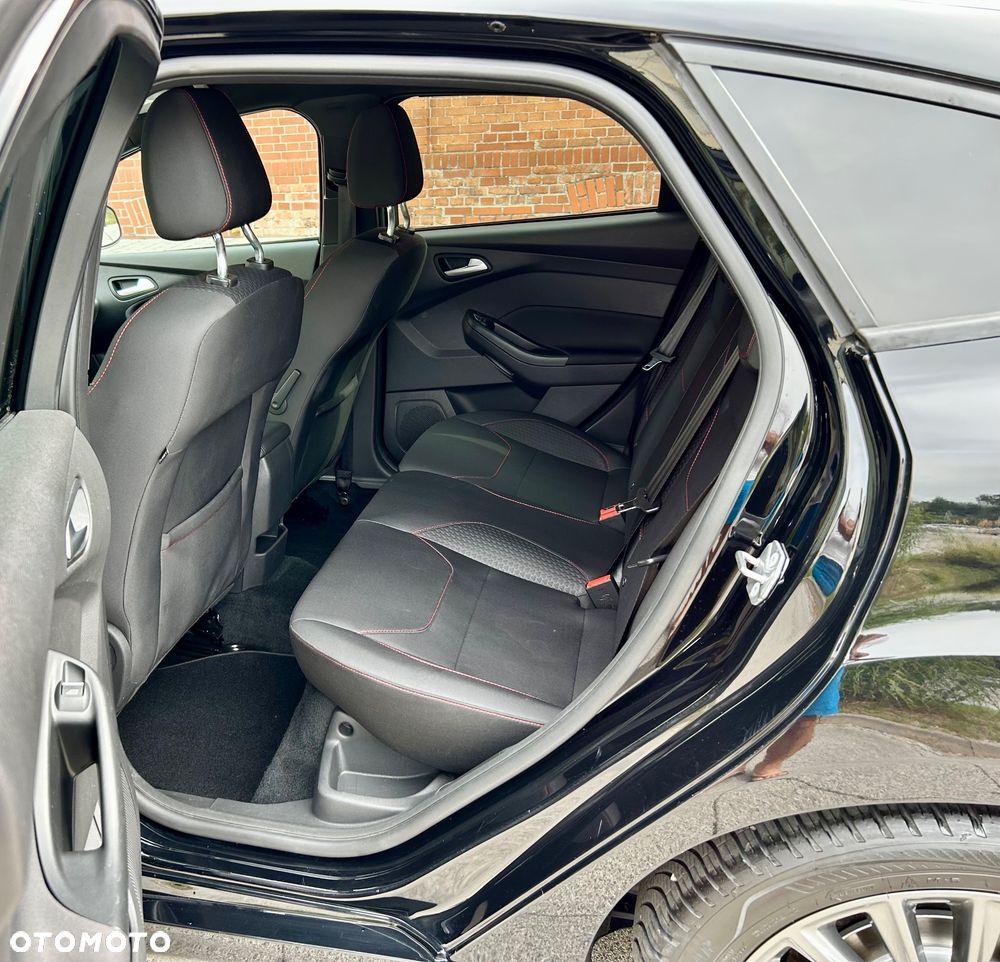 Ford Focus 1.0 EcoBoost Start-Stopp-System ST-LINE STYLE - 21