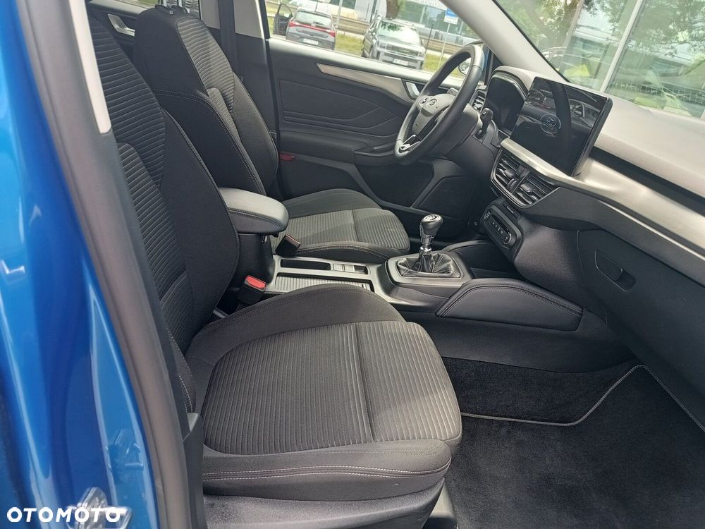 Ford Focus 1.0 EcoBoost Titanium - 18