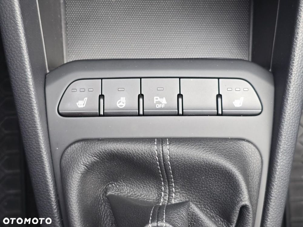 Kia Rio - 18