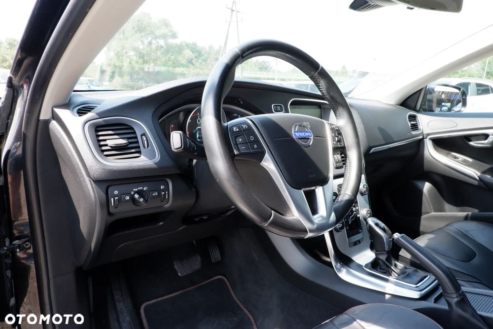 Volvo V40 D2 Powershift Ocean Race - 24