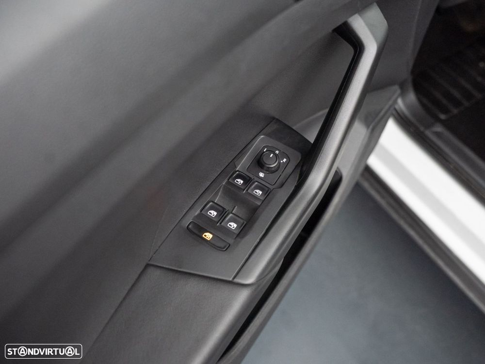 VW T-Cross 1.0 TSI BlackStyle - 17
