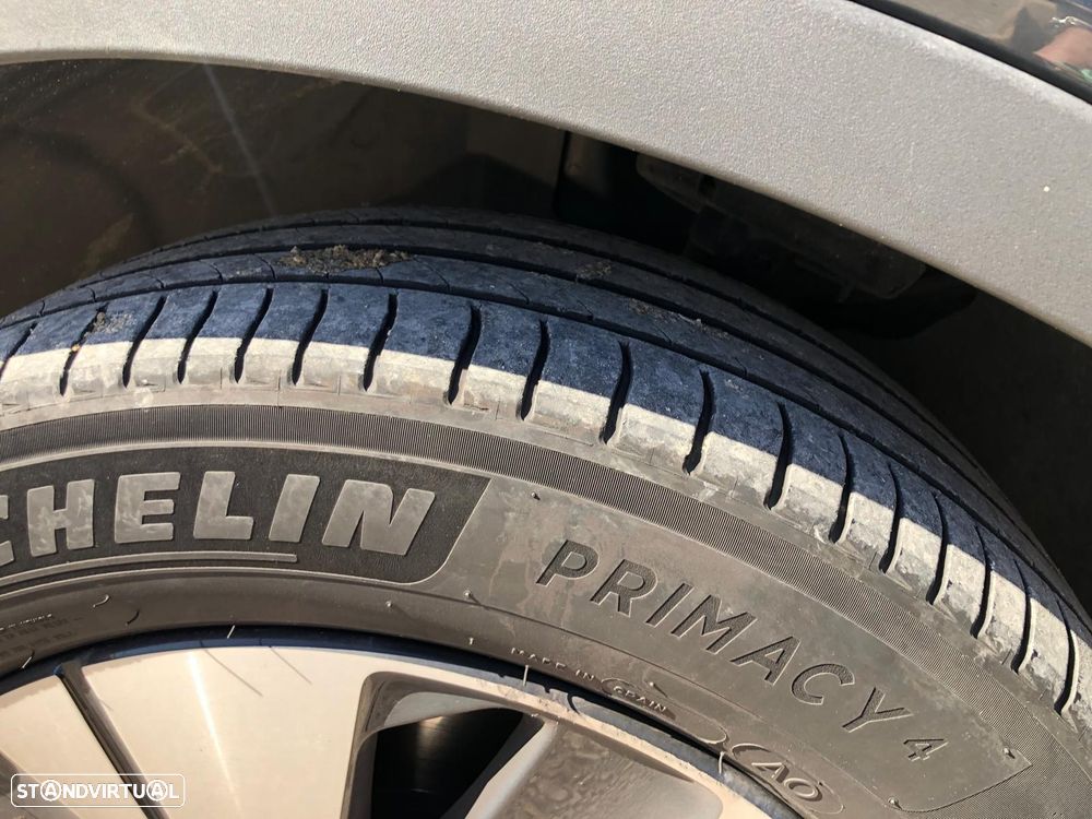 Volvo XC 40 1.5 T5 PHEV R-Design Expression - 7