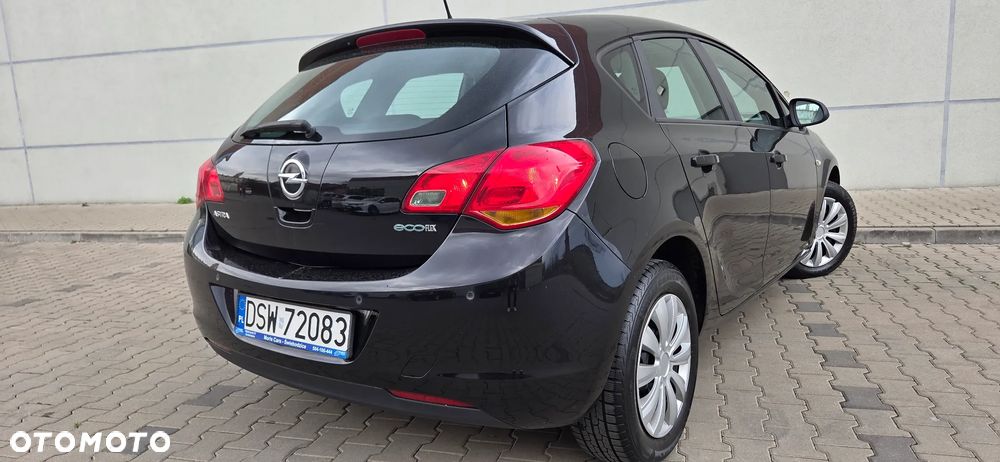 Opel Astra 1.4 ecoFLEX - 6