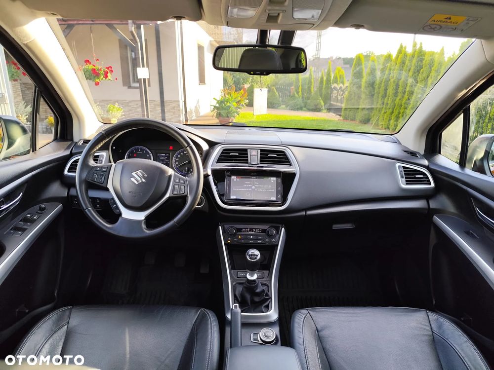 Suzuki SX4 S-Cross 1.4 Boosterjet Allgrip Comfort+ - 24