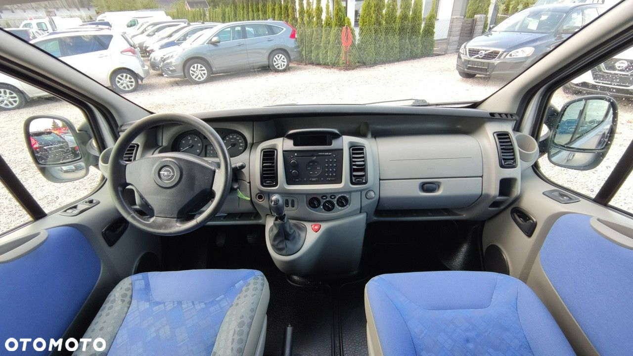 Opel Vivaro - 27
