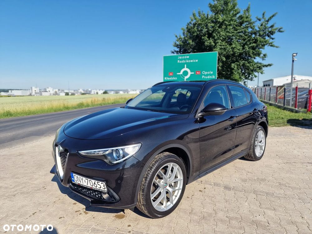 Alfa Romeo Stelvio 2.2 16V AT8 Q4 Intensa - 1