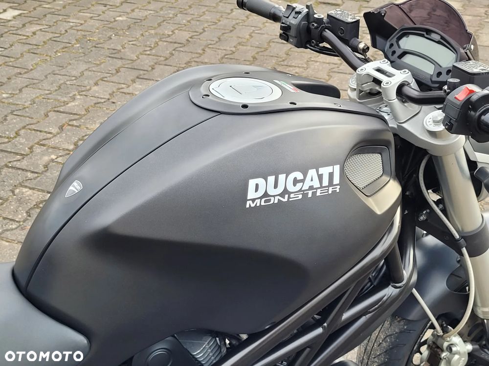 Ducati 696 - 24
