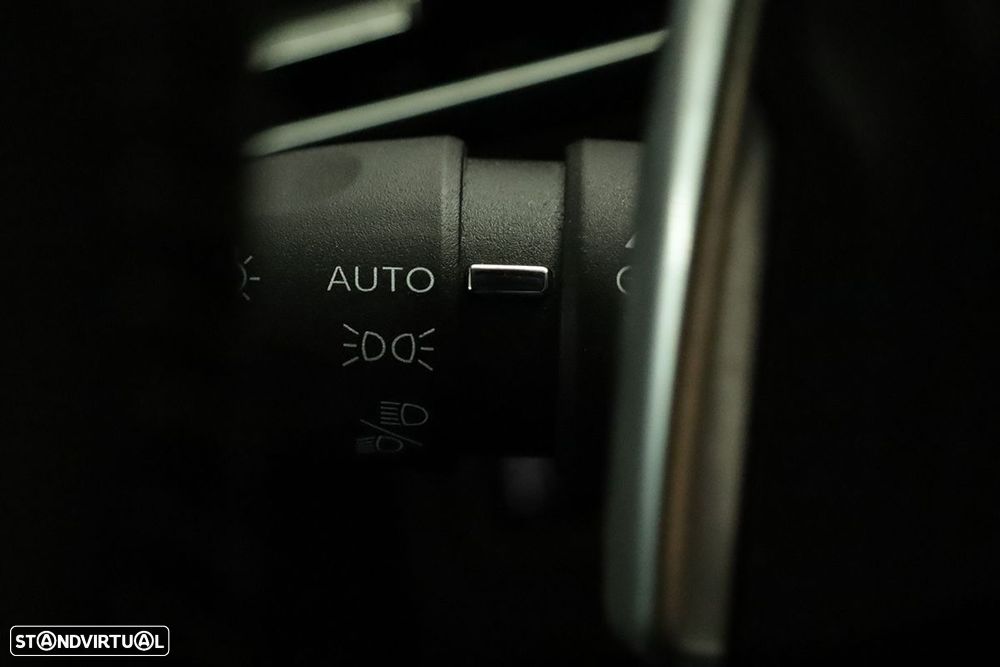 Peugeot 3008 1.2 Hybrid Allure Pack e-DCS6 - 15